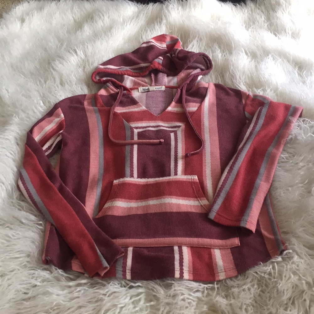 Baha pullover Hoodie Small